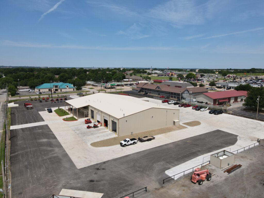 Crimson Buildings This is an image of a metal building built by Crimson Buildings. We are located in Inola, Ok and service the surrounding areas.